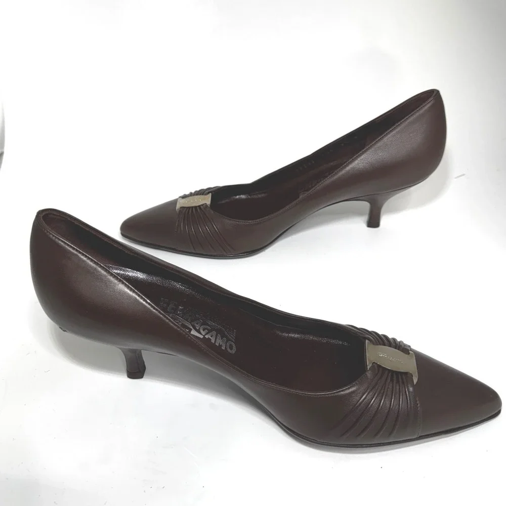 Salvatore Ferragamo Women Dark Brown Leather Pointed Toe Kitten Heels Size 8.5 B